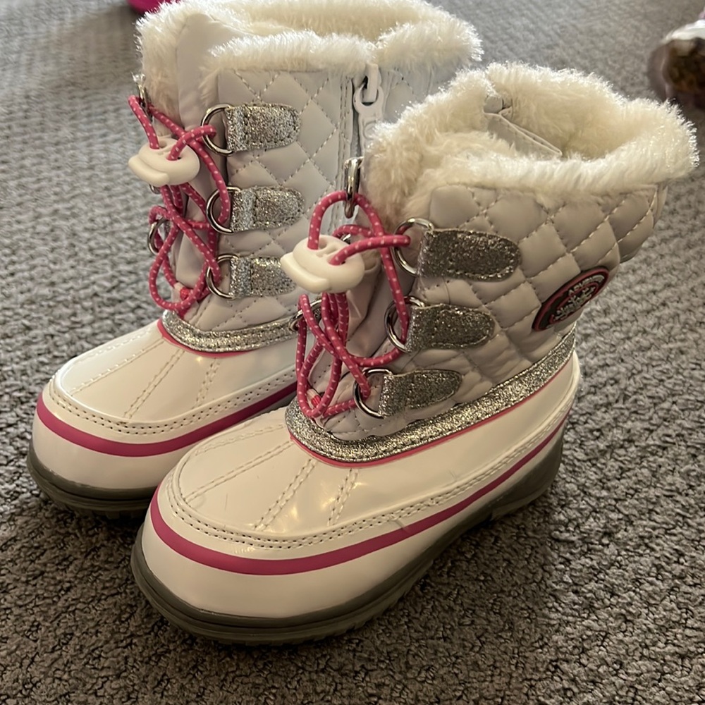 Toddler tote Snow boots